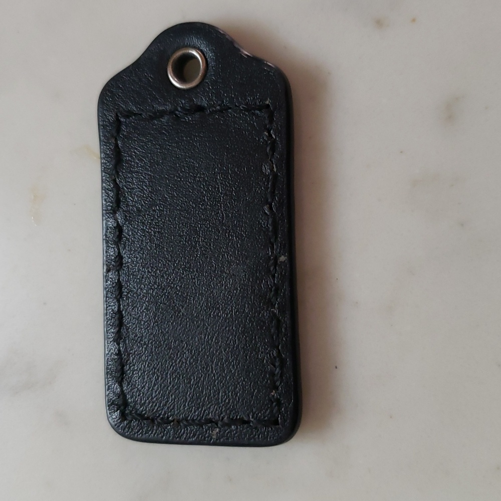 Coach Tag - Picture 2 of 3